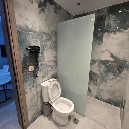 Irina's 8 Appartement *
